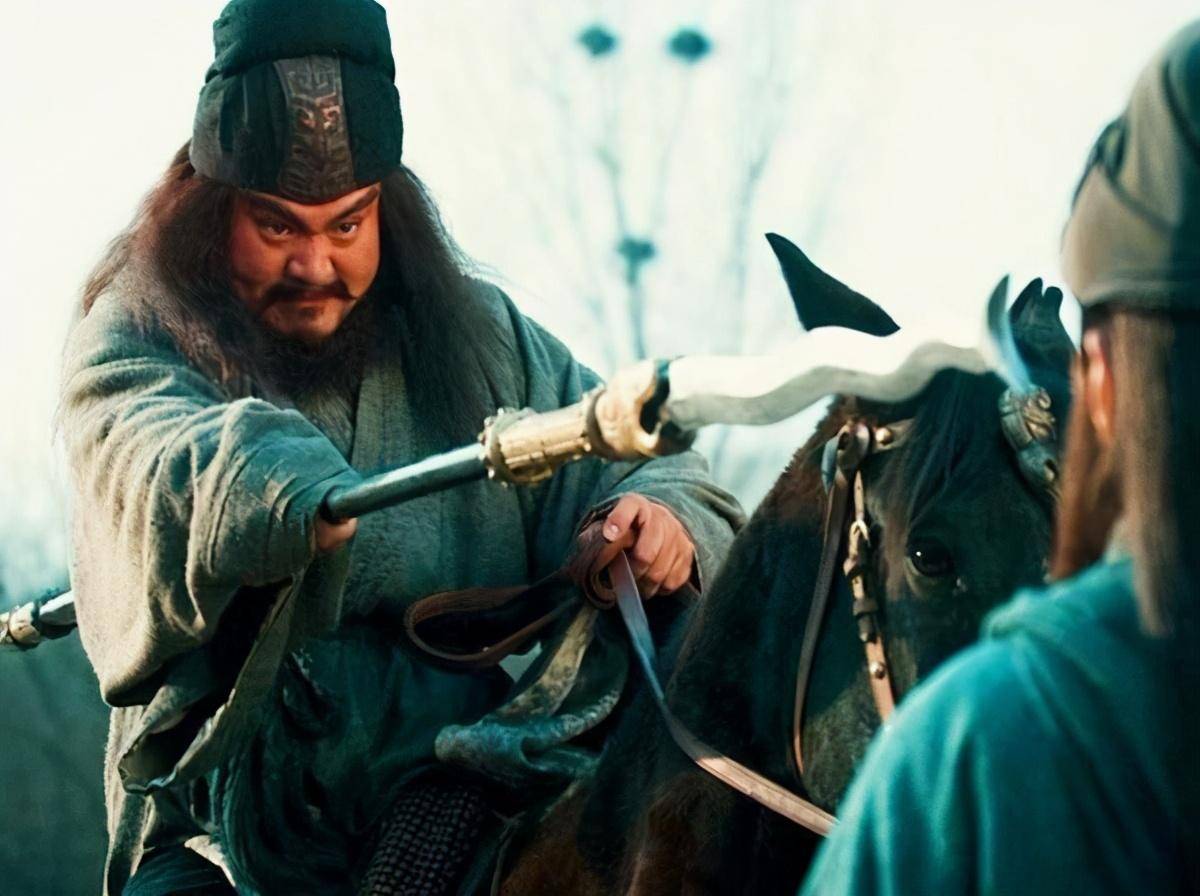 三国演义中,吕布堪称无敌,能单挑他不落败的只有一人!_张飞