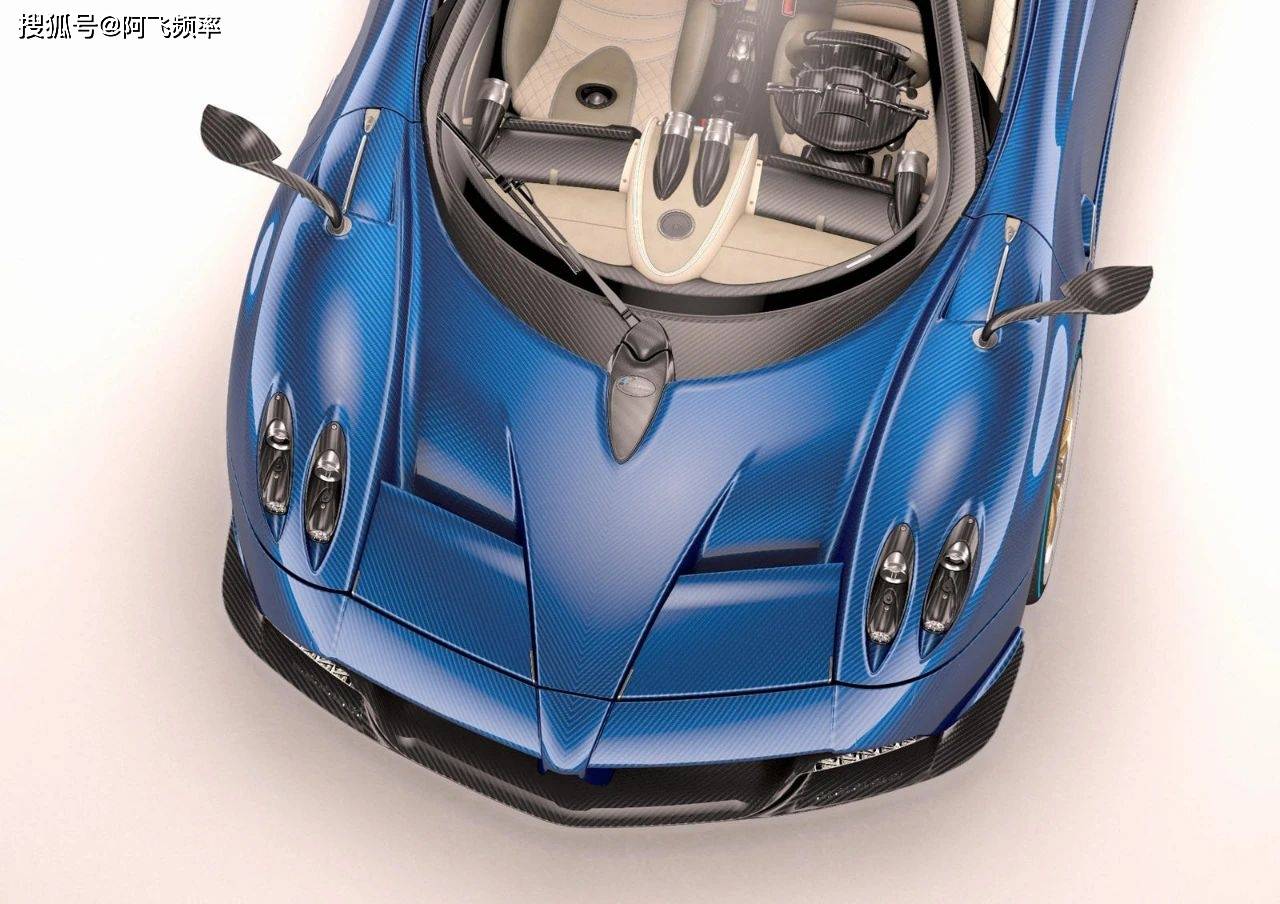 最后一辆帕加尼huayra敞篷版交付买家