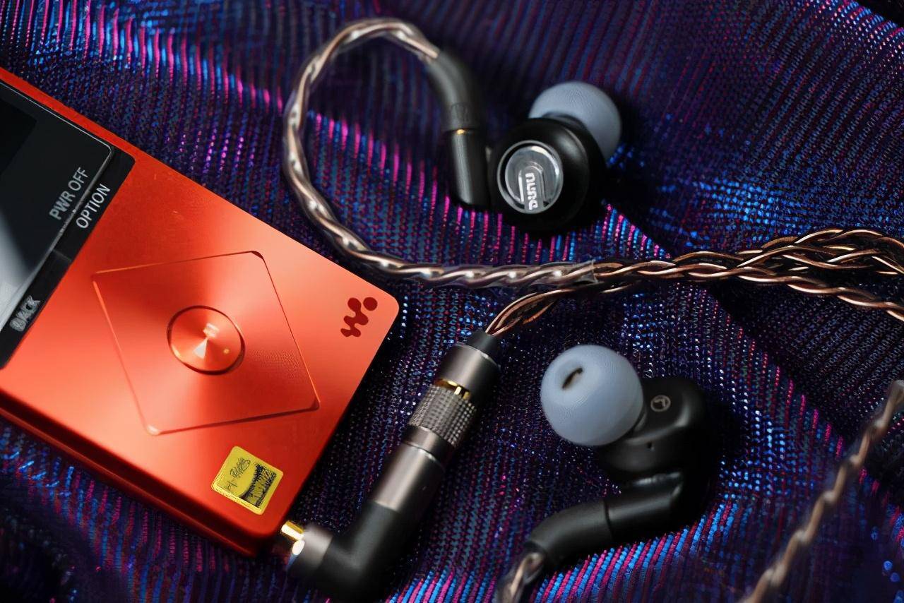 国产标杆级专业hifi耳机试听,干货满满的达音科dk3001 pro