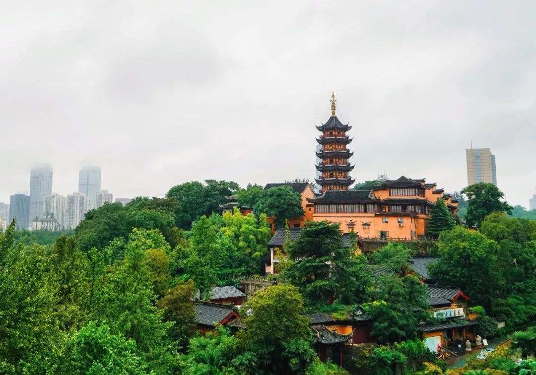 浙江一座被誉为江南禅宗"五山"之一的寺庙,赠送三支清香