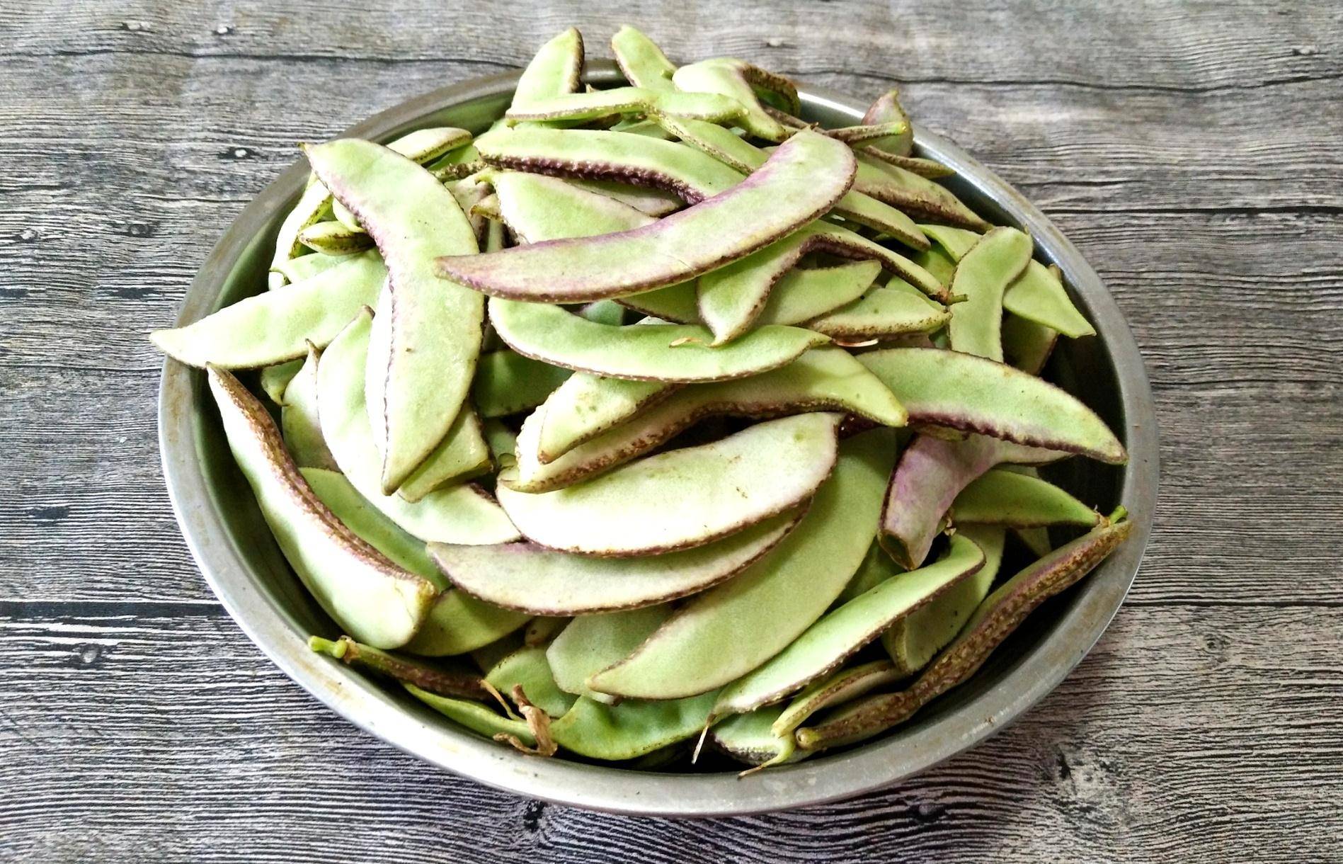 它是蔬菜又是药,价格不贵,风味独特,秋天多吃身体好!_扁豆