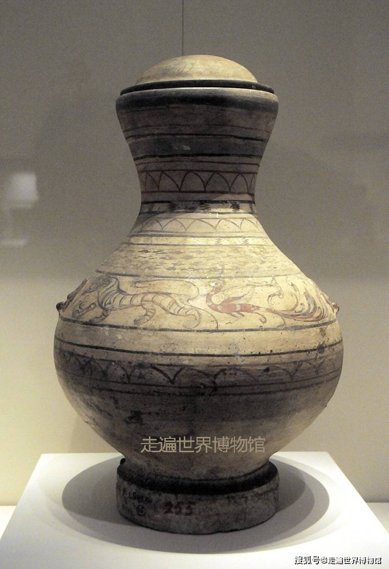 为何二千年的秦兵马俑色彩脱尽,而五千年的彩陶罐却亮丽如初