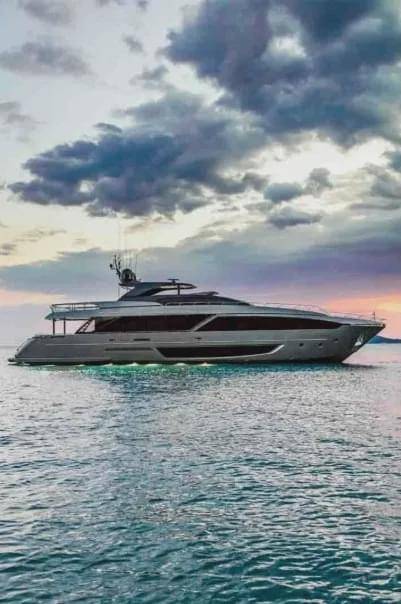 租丽娃rivadolcevita110figurati出海明年夏天可以实现