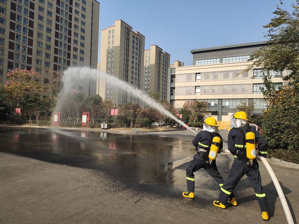 徐圩新区工业邻里中心开展消防应急演练活动
