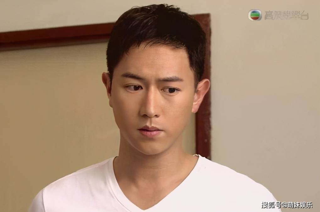 42岁港星陈键锋打算退圈,患罕见疾病曾想轻生,被曝将投身教会