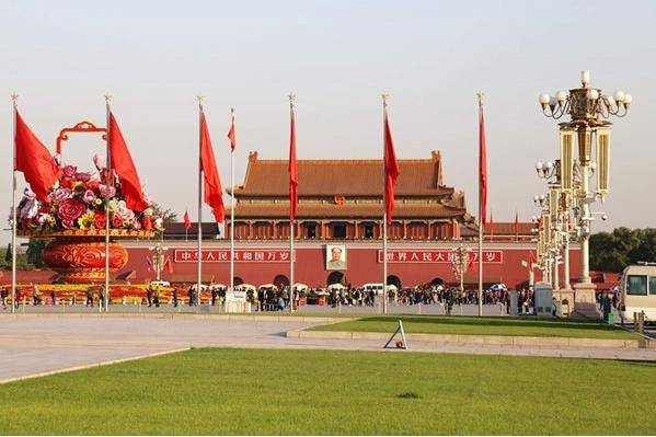 北京3天自由行跟团费用表现在去北京三天要旅游多少钱