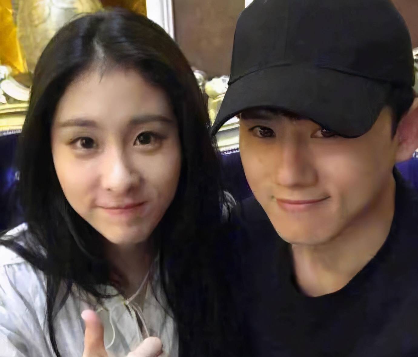 中国好声音最火的冠军学员张碧晨和好友的合照赵丽颖鹿晗张杰那英