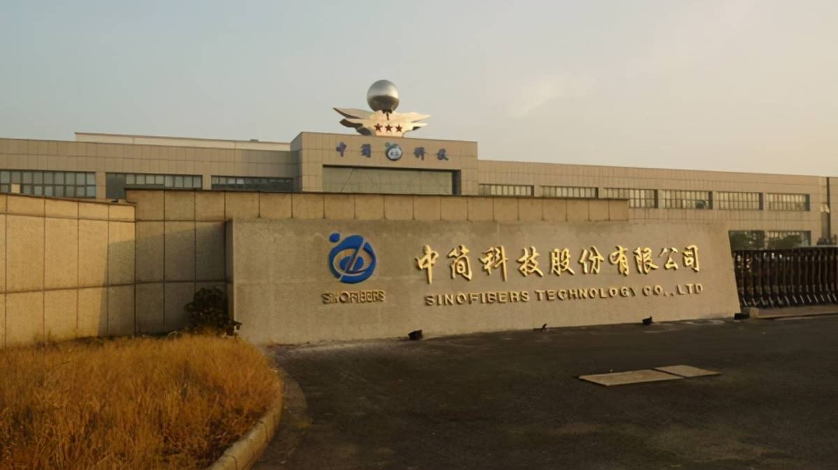 江苏常州十位富翁首次上榜,坐拥433亿?高纪凡家族跻身前三甲_董事长