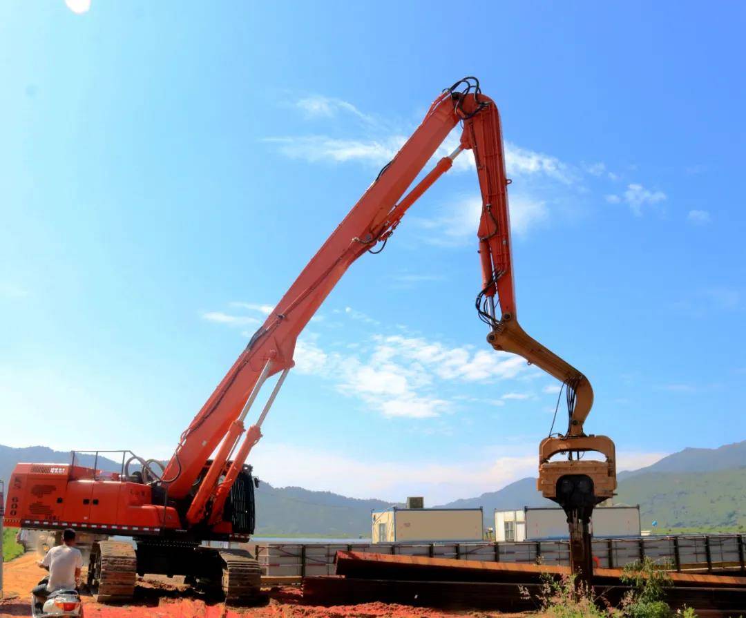 ks600新款高效液压打桩机_手机搜狐网