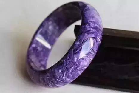 8大“紫气东来”宝石，戴上后半辈子大富大贵！简直太美……