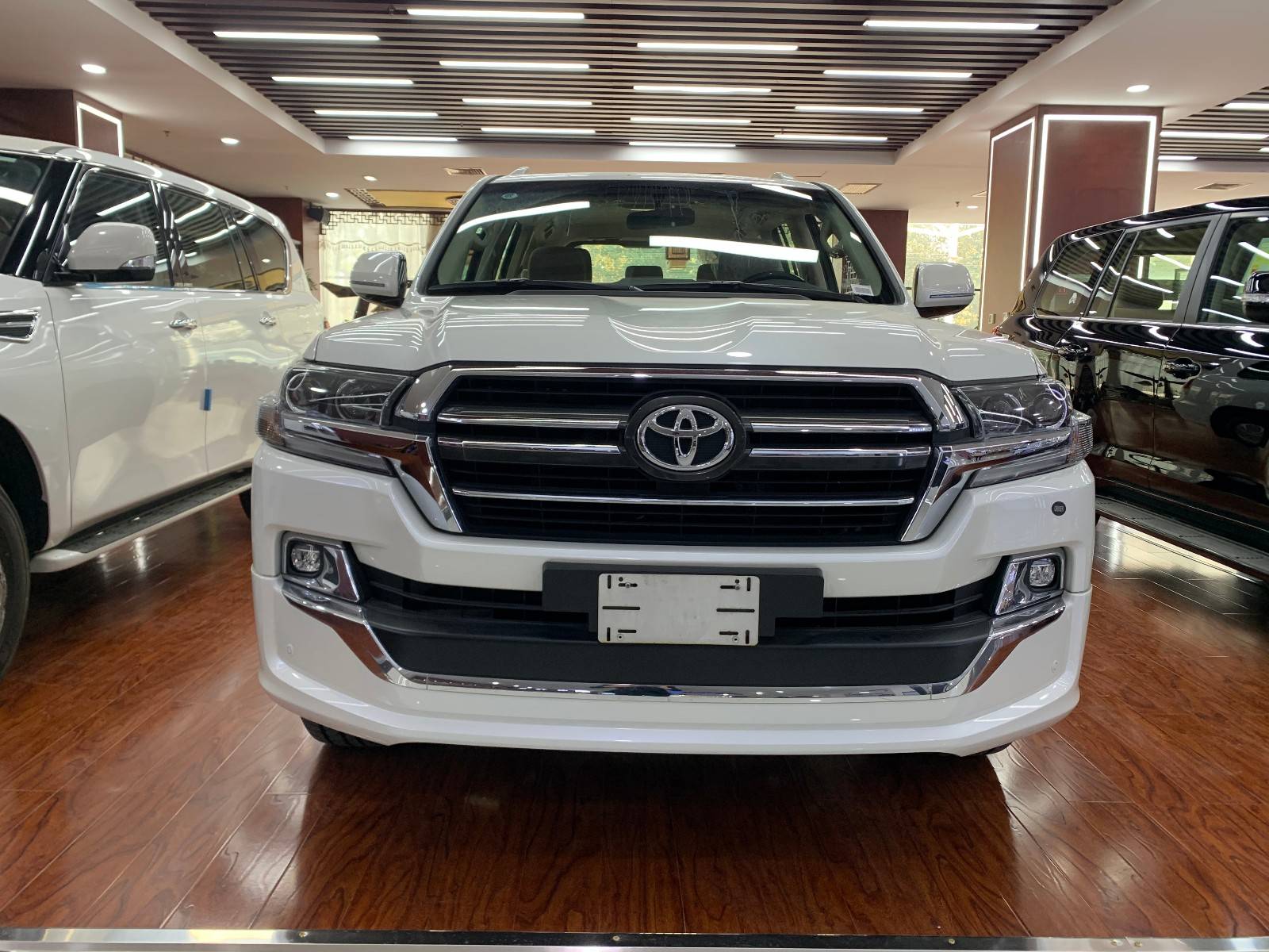 2020款丰田酷路泽5700 高品质高颜值手续全