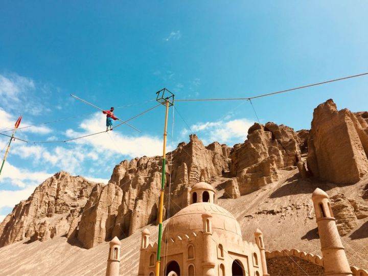 新疆旅游攻略(17)-新疆民风民俗—新疆达瓦孜