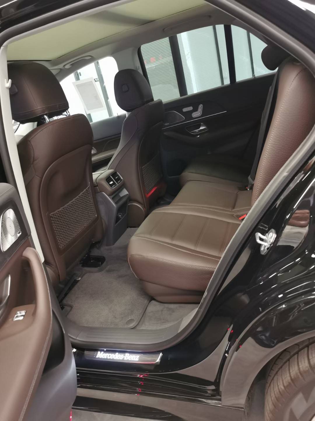 2020款奔驰gle450时尚型科技领先无往不利