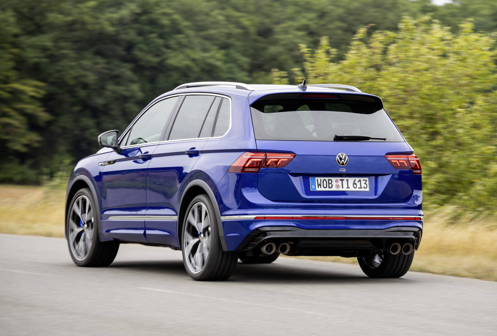 新款大众途观r动力搭载一台2.