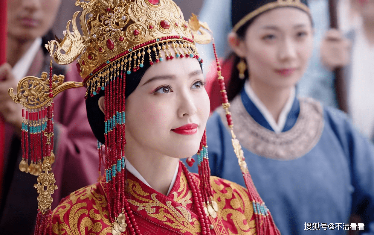 原创《燕云台》韩德让与萧燕燕大婚,弹幕直播随份子钱,太热闹了