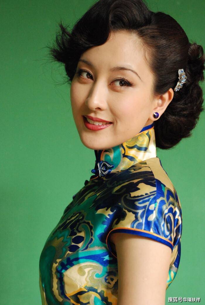 原创东方神韵适合旗袍的优雅造型