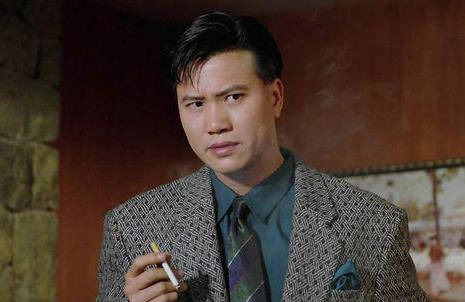 万梓良生活近照:提拔周星驰却两人交恶,患病后为儿子酒吧走穴!