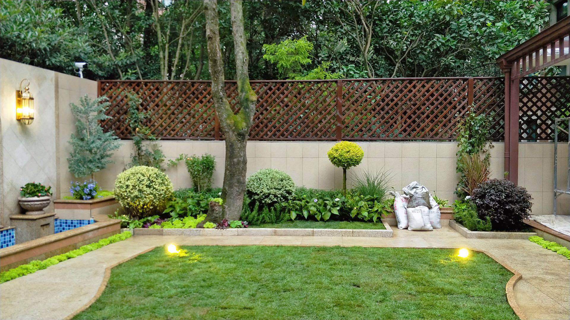 成都芳心草蔚蓝卡地亚法式对称花园设计