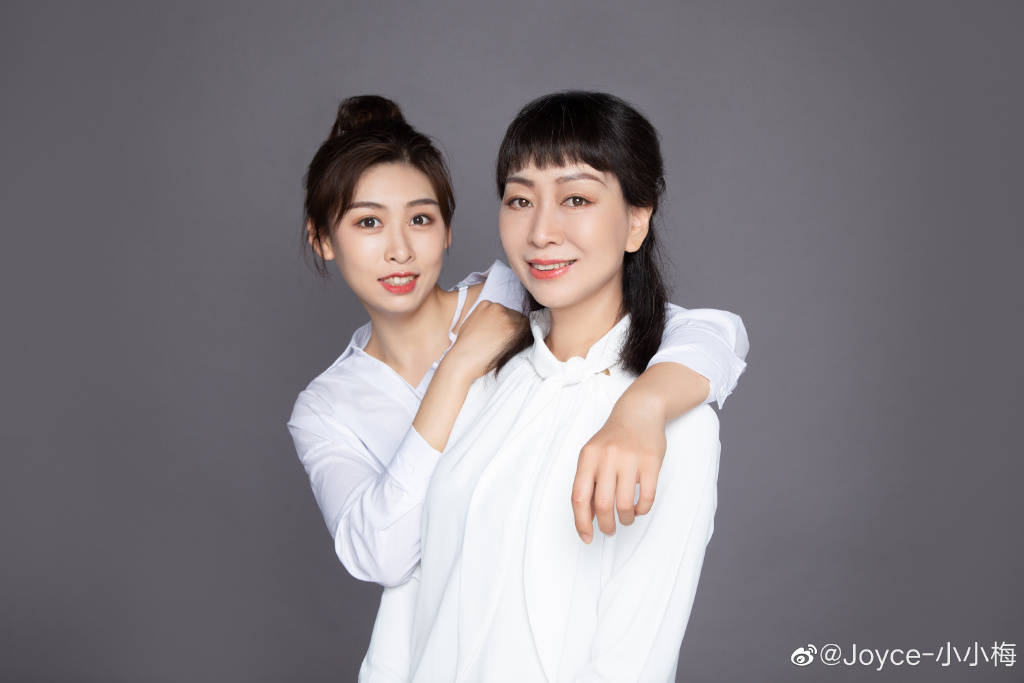 23岁女排国手晒与母亲的亲密合照,网友:看起来像姐妹_手机搜狐网