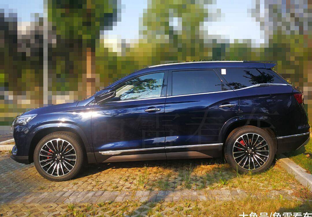 市场敏锐性果然强悍,实拍量产版奇瑞捷途x95,这次亮点是方向盘