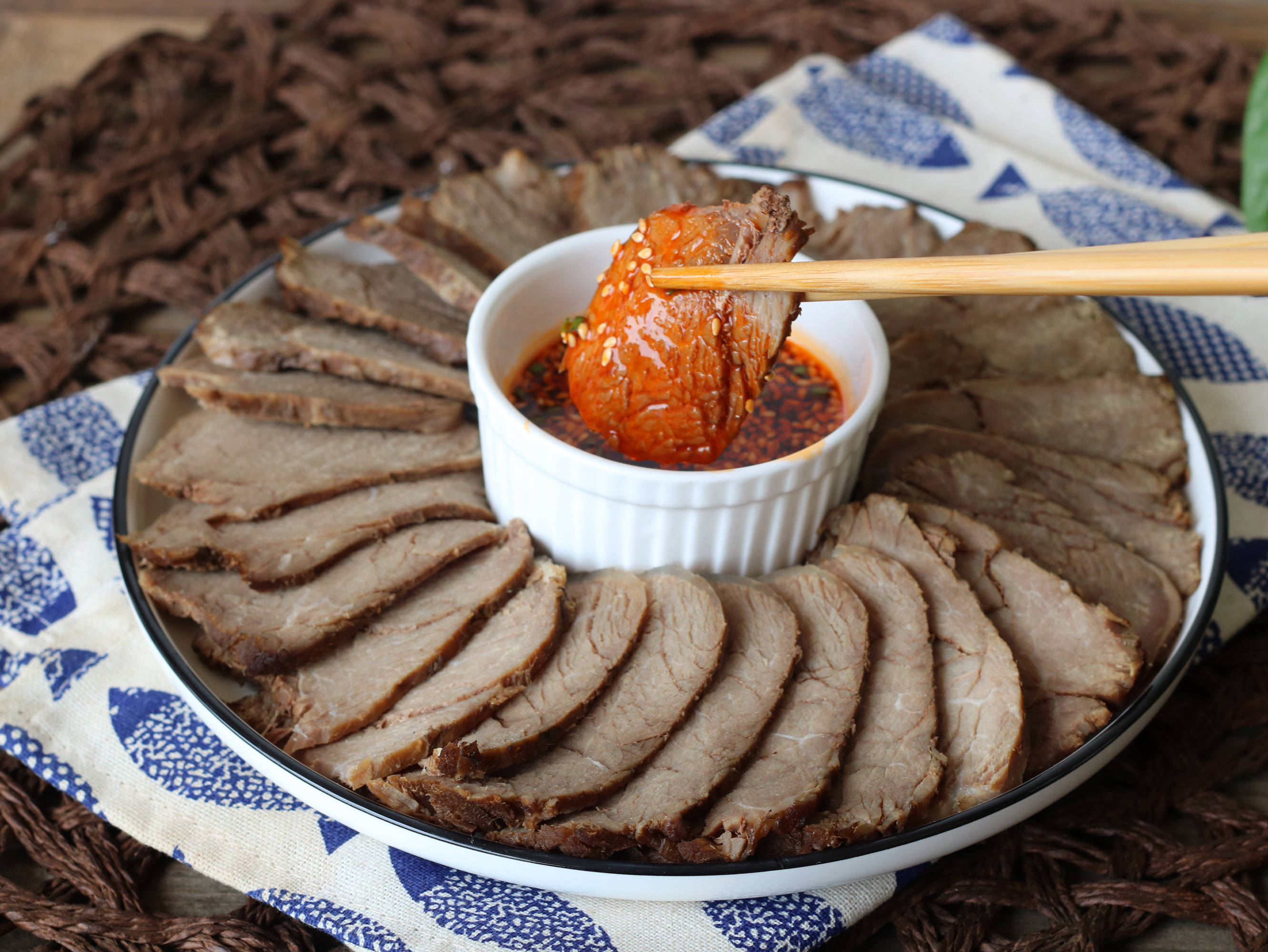 牛肉要想卤的好,记住这几个小妙招,饭店的味道不如你!