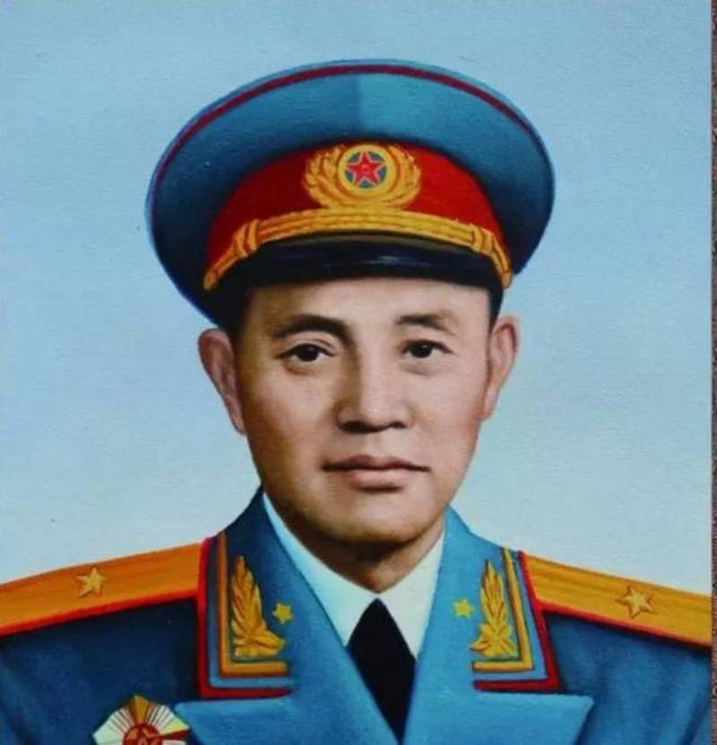 皮定均多年的搭档被授大校,部下替他鸣不平,他的一番话让人感动