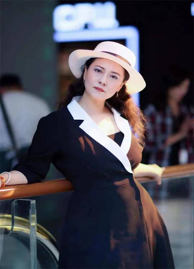 那杨幂和刘诗诗怎么办._武晔