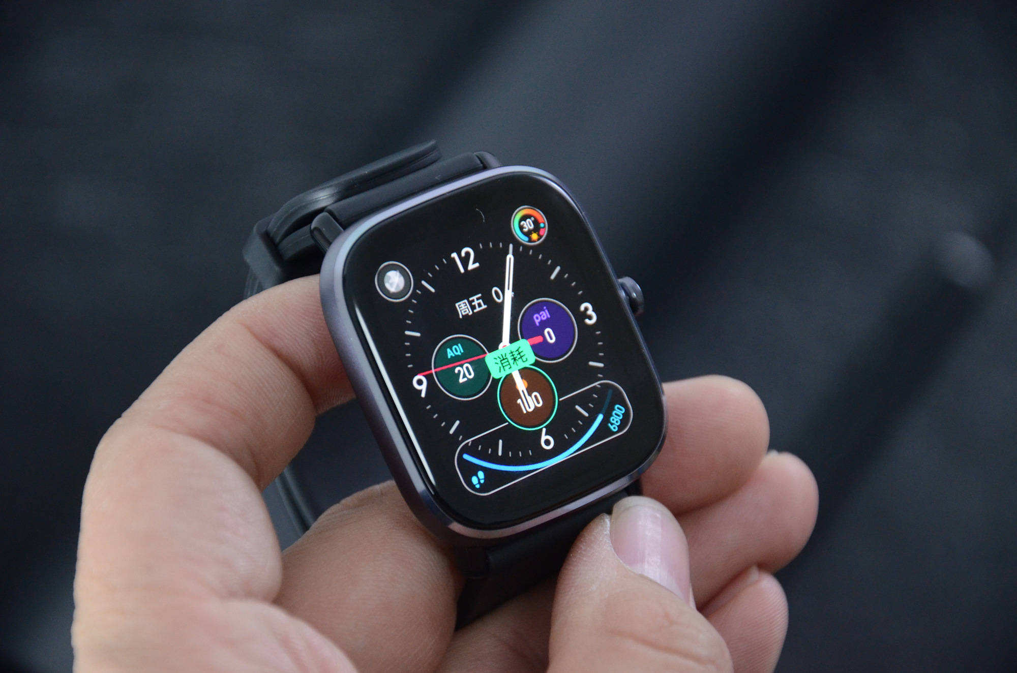 华米gts2mini评测一款轻至195克的高颜值智能手表