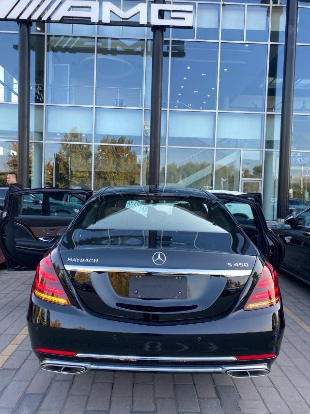 全新一代奔驰迈巴赫s450 品质优选配置丰富