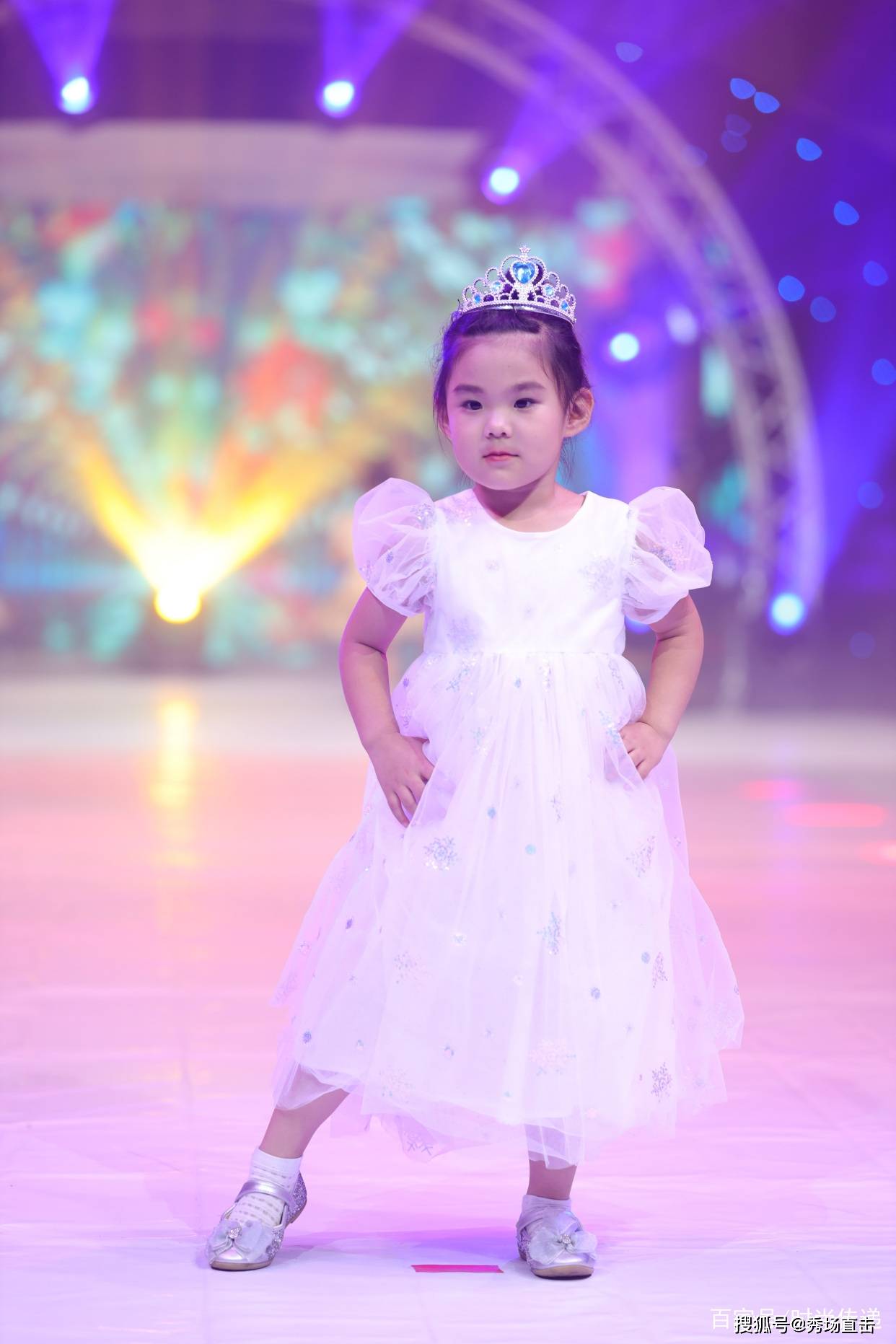 2020品牌潮服时尚节2020全球少儿超模大赛人气冠军张语彤