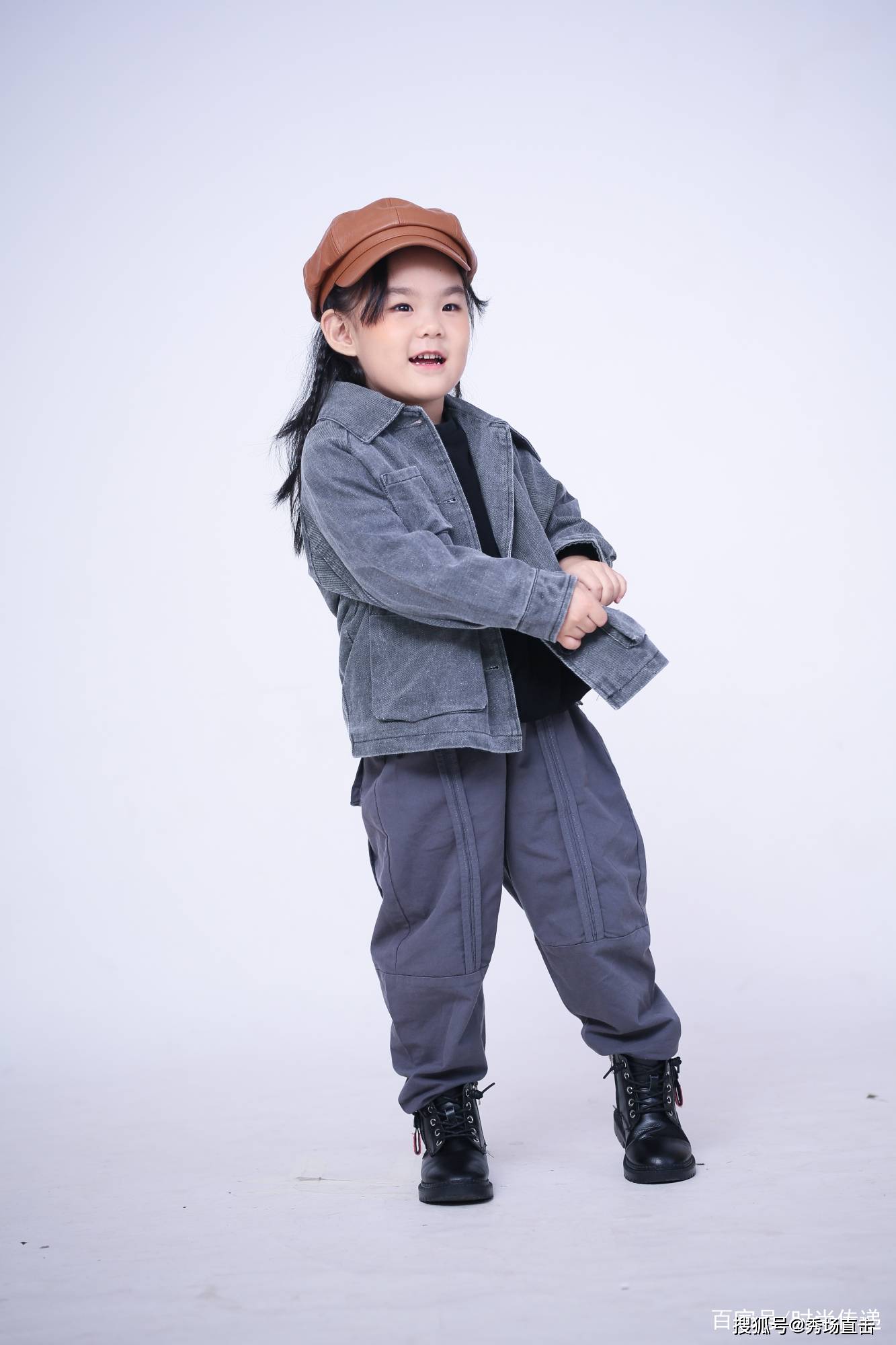 2020品牌潮服时尚节2020全球少儿超模大赛人气冠军张语彤