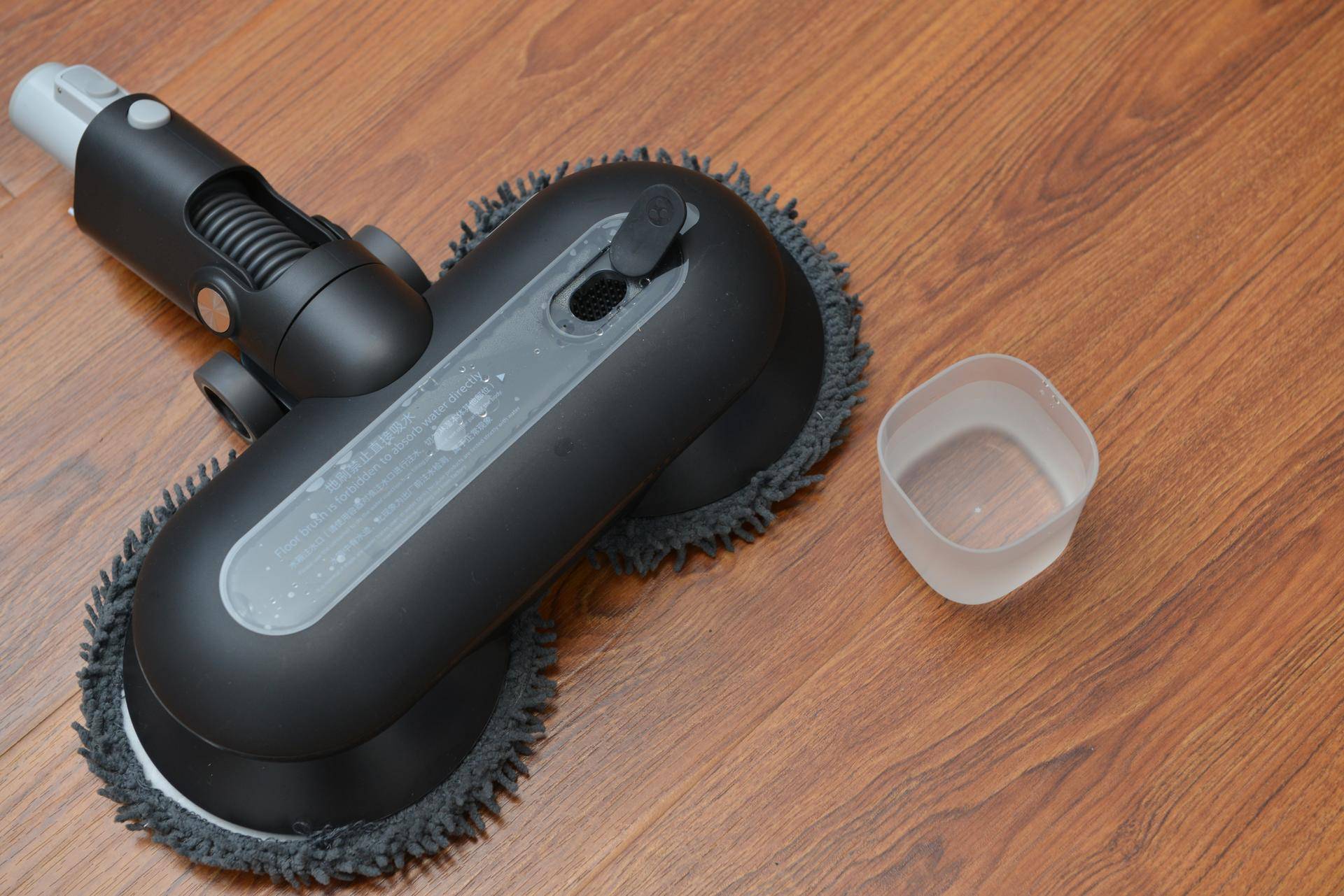 吸擦一体体验升级睿米nex2plus无线吸尘器