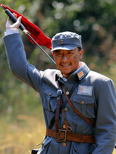 "国民岳父"王大宇签约新公司,玉龙东方再添猛将