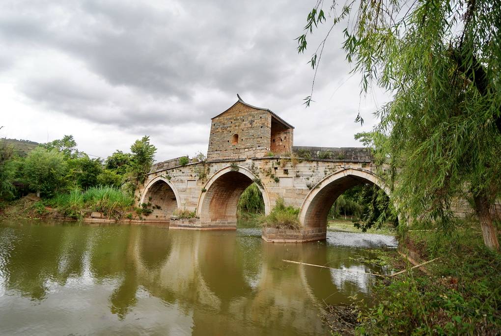建水石屏一日游看风景也要有深度大户人家有钱有文化也有追求