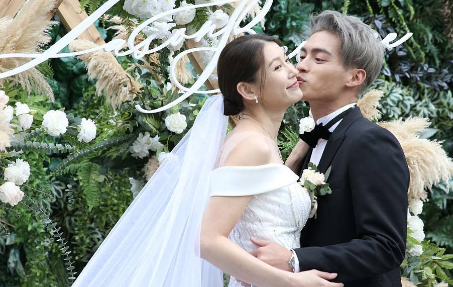 许孟哲和赵孟姿举办婚礼小女儿也被曝光5566成员再度合体
