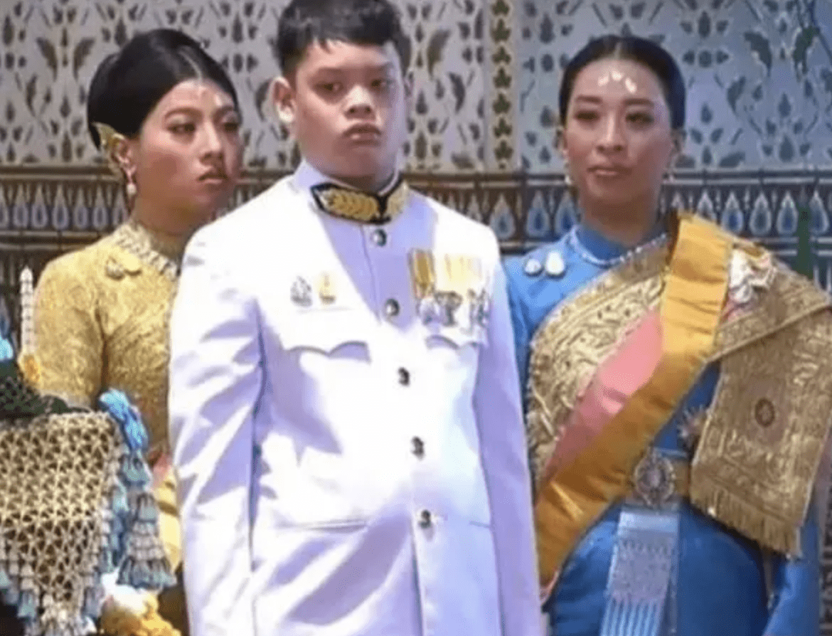 而随着年龄的增长,提帮功身材也逐渐发福,此后,整个