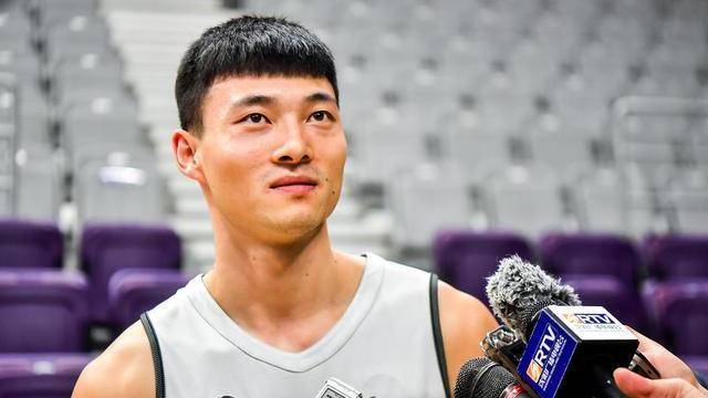 辽篮弃将成预备队大杀器,连场砍下20 ,下赛季将回归顶替鄢手琪_马壮