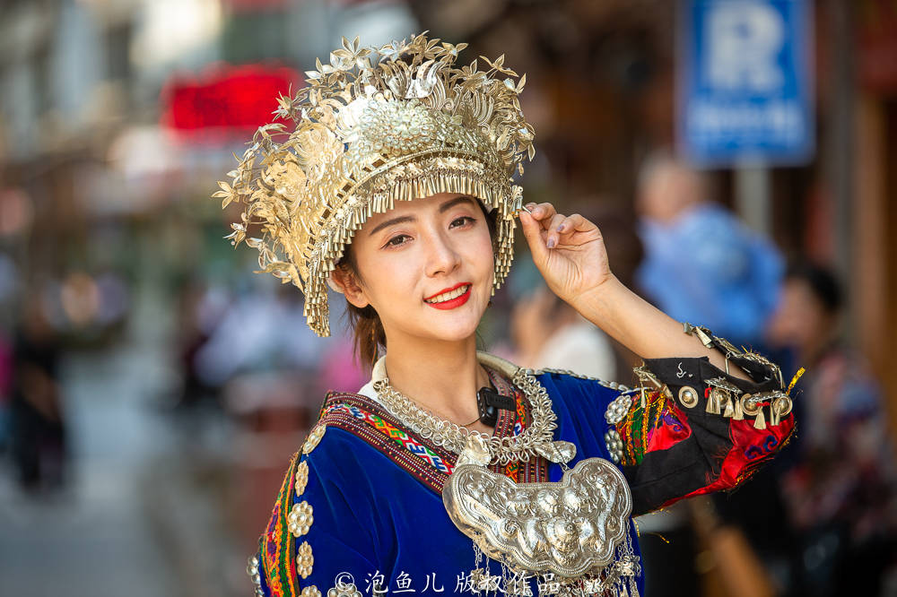 租来的苗服不能自拍?贵州西江苗寨的小生意,一年忙8个月赚20万 租来的苗服不能自拍?贵州西江苗寨的小生意,一年忙8个月赚20万