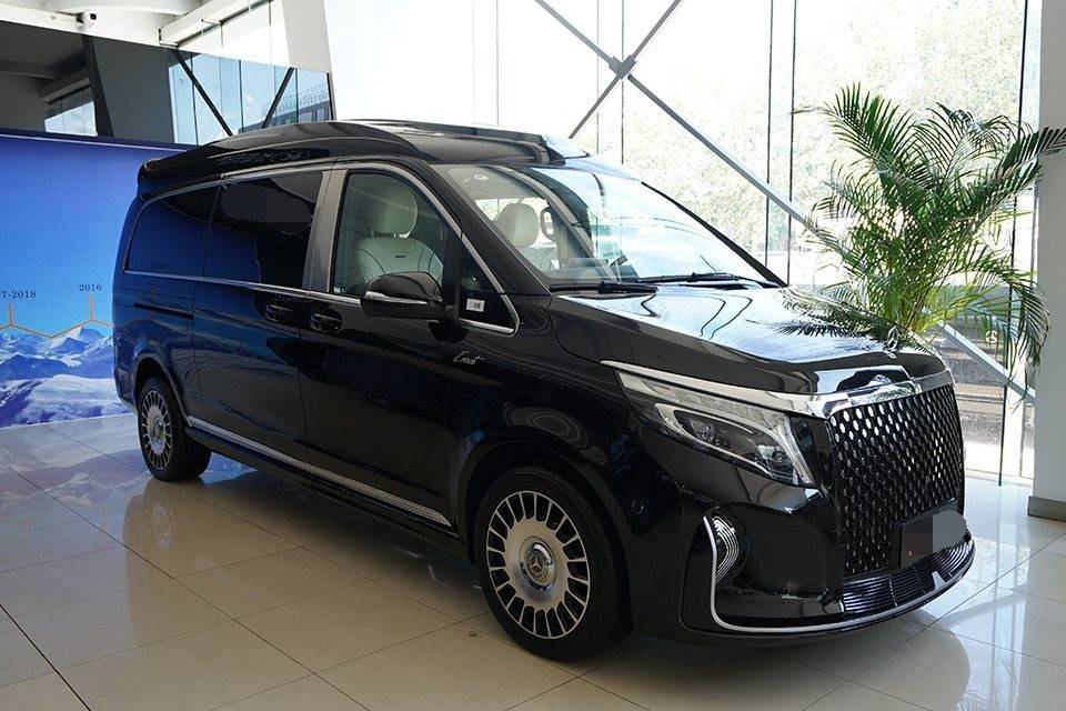 天津港20款奔驰威霆热销实拍现车全新设计