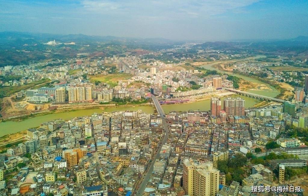 三江荟萃面貌新商贸重镇展新姿来看广东五华安流这份成绩单