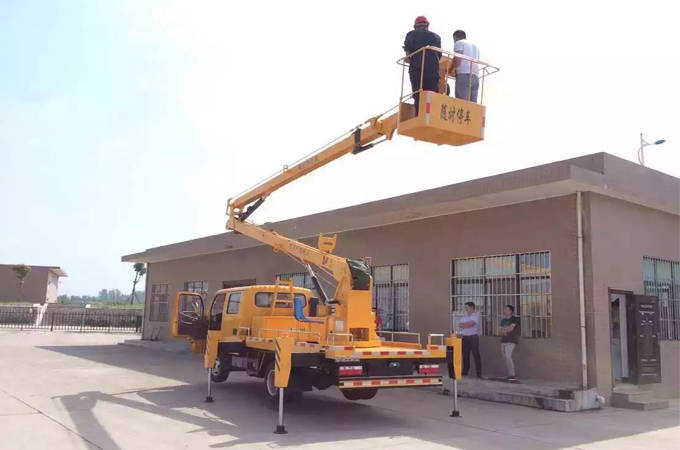 湖北楚勝高空作業車有哪些?路燈維修車