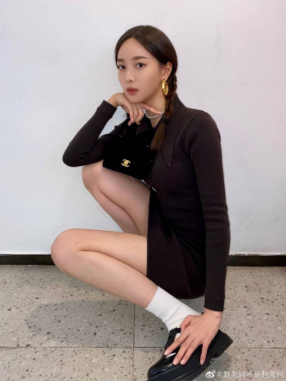 邓超元恋情被拍,密室逃脱变"脱单利器"