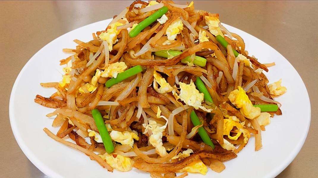 原创炒焖饼饼丝发坨不好吃大厨教你正确做法饼丝筋道不发坨