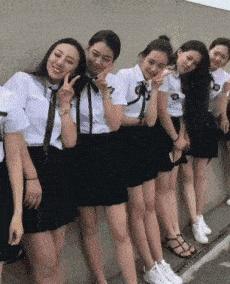 原创搞笑gif段子真是的结婚为什么不选好日子非得下雨天结婚