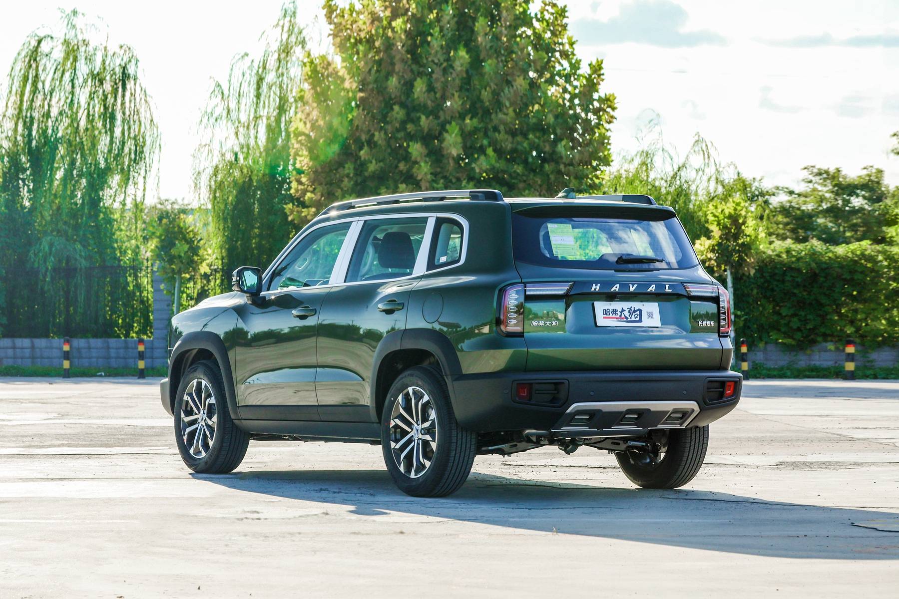 13.39万起 新款哈弗大狗上市 取消电尾门/便宜2000元