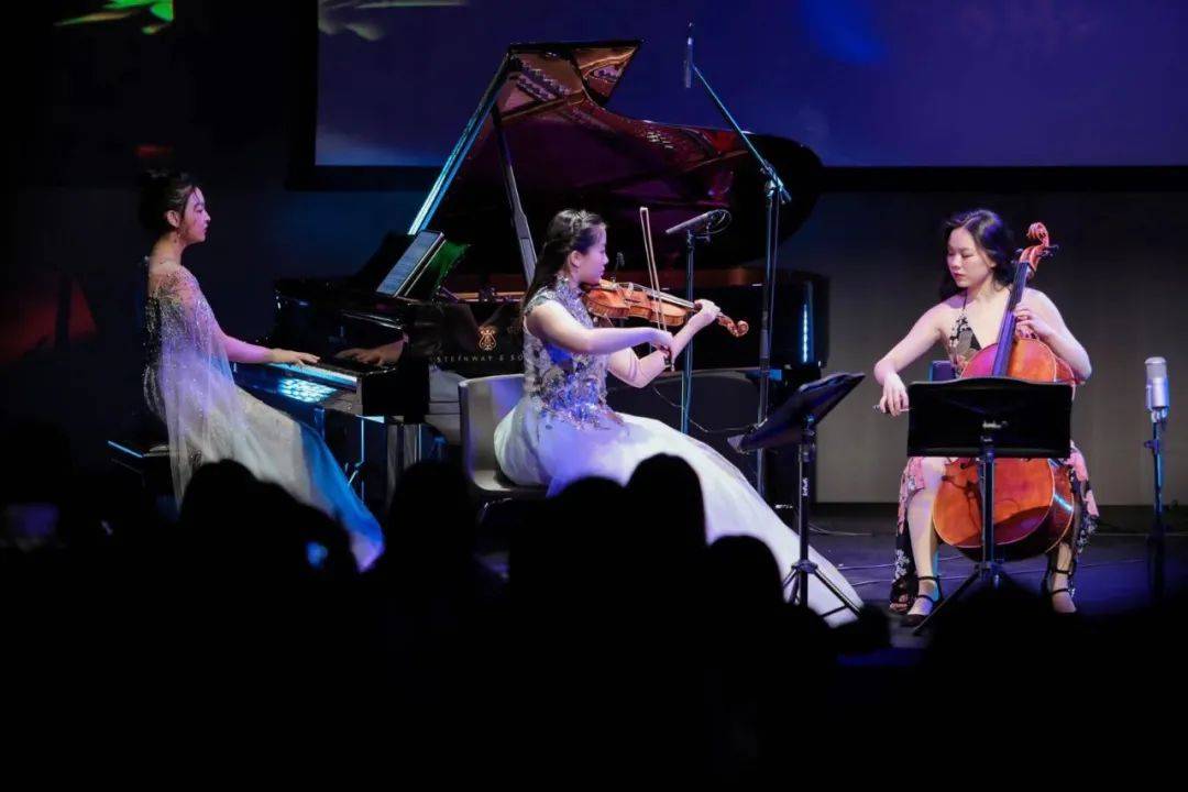 【钢琴家王雅伦,小提琴手苏千寻,大提琴手娜米萨·孙】