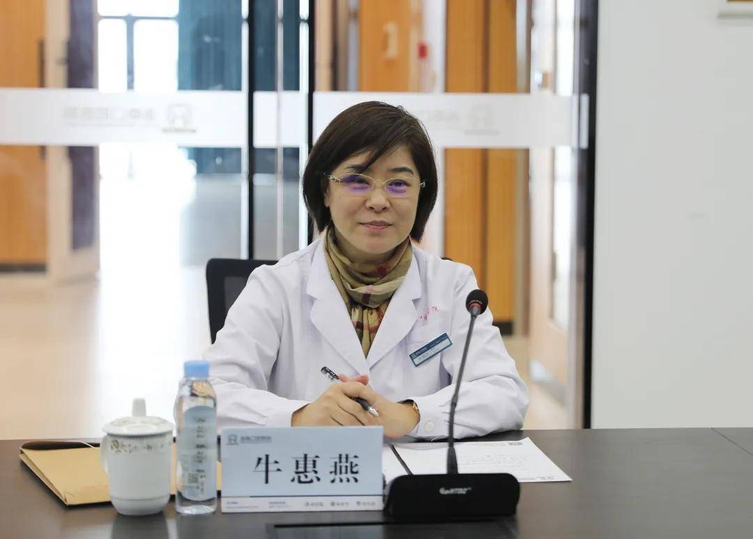 上海九院张陈平教授莅临海南口腔医院参观交流