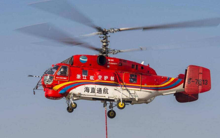 青岛卡32消防直升机图片