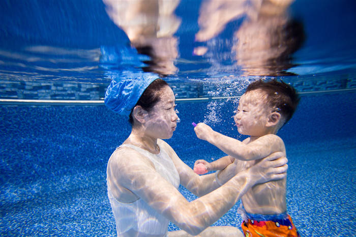 火热招募|广州优范儿亲子游泳运动中心水上亲子嘉年华