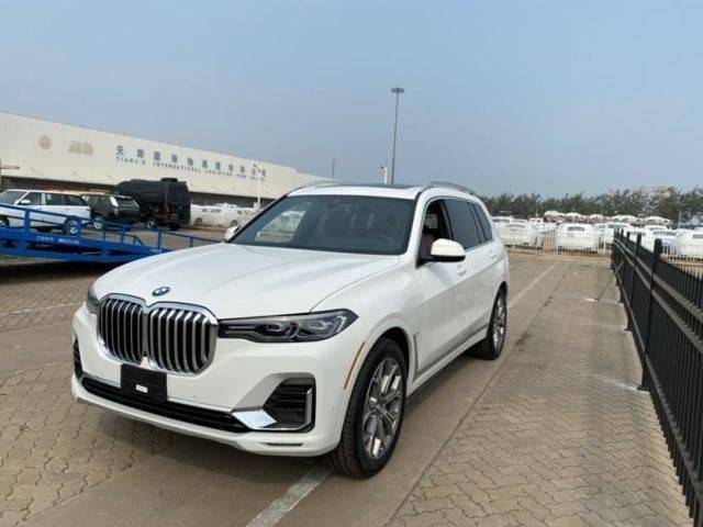 全新宝马x7七座旗舰suv 降促直销全国